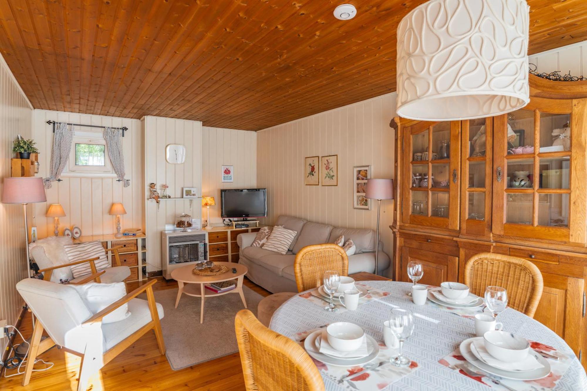 Chalet Luxe Free Wifi en Netflix Zutendaal Exterior foto